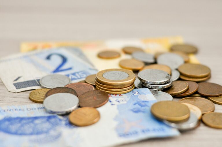 Los funcionarios cobrarán las subidas salariales “de inmediato”