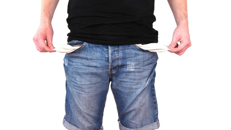 El paro sube un 1,92% este mes, con 1.201 desempleados más en Aragón