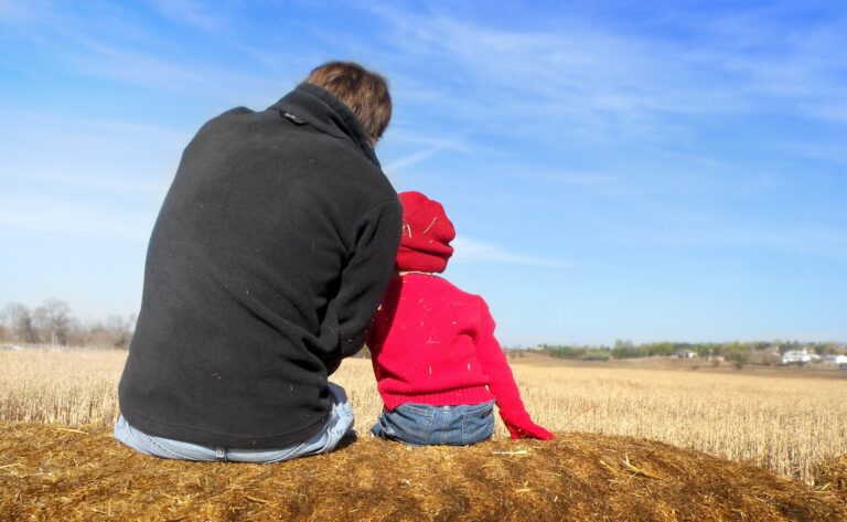 El 4,5% de hombres reduce la jornada por sus hijos: ¿corresponsabilidad?