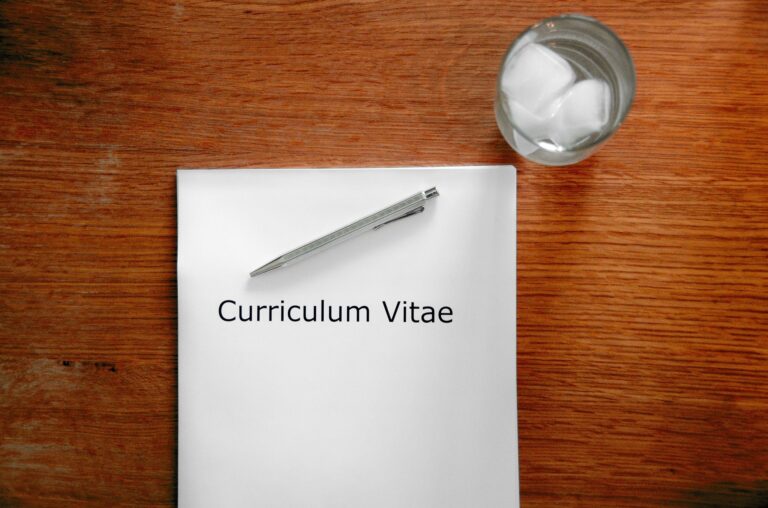 ¿Qué es un CV? ¿Sabes como hacer un CV?