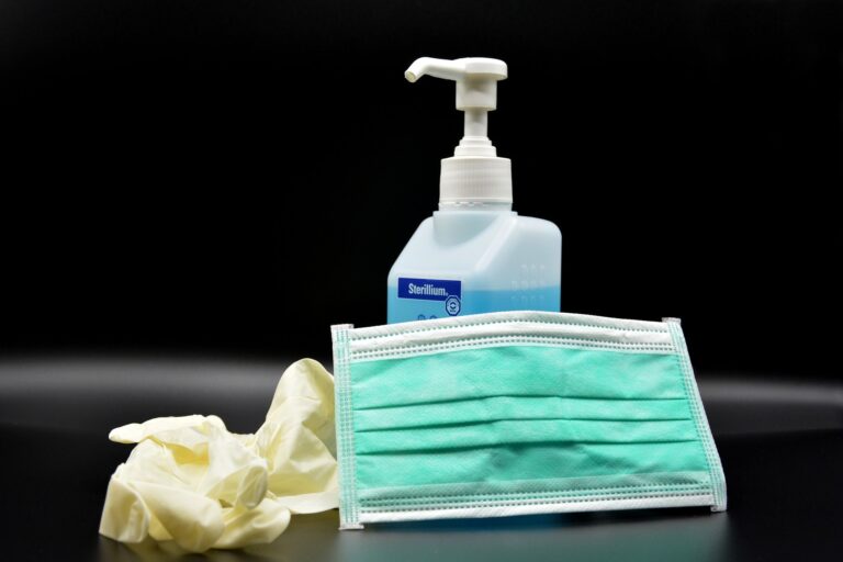 Los alumnos aragoneses de más de 6 años: con mascarilla y darse hidrogel
