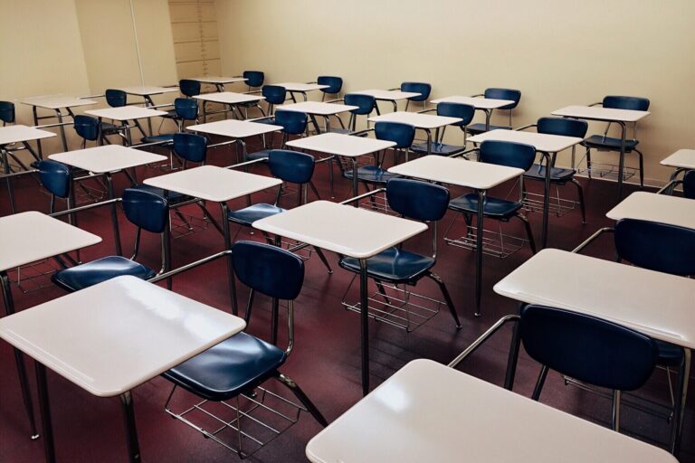 Aragón valora que en secundaria alternen clases presenciales y ‘online’