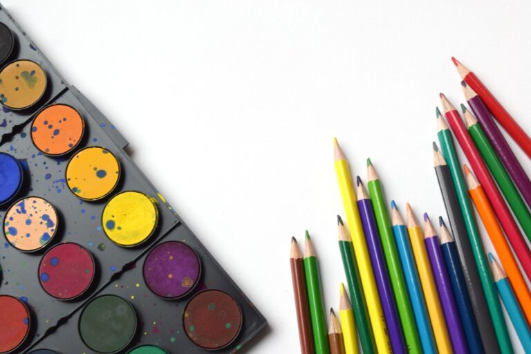 Extracto de la convocatoria de subvenciones para la concesión de becas para libros y material curricular para el curso escolar 2021-2022