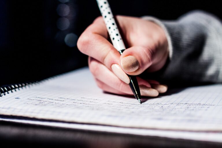 Normas que rigen la convocatoria de ayudas de residencia y manutención gratuitas en la residencia de estudiantes y centro de estudios Ramón Pignatelli. Curso 2021/2022
