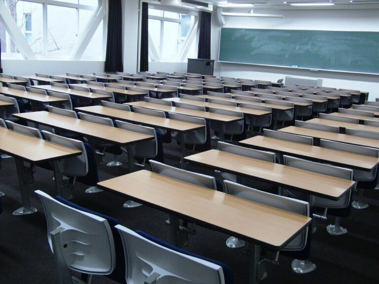 Aragón tiene la ratio de primaria más baja del país, pero todavía hay aulas de 25 niños