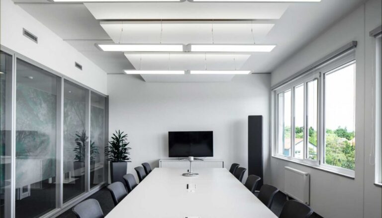 INP Formación cuenta ya con toda su iluminación LED