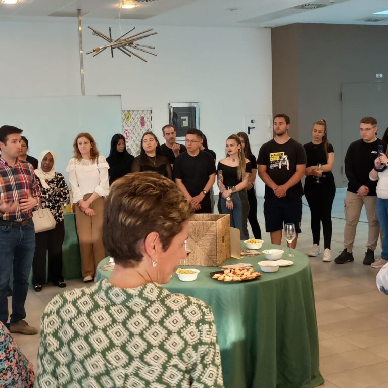Culmina con Éxito el I Curso de Operaciones Básicas de Restaurante y Bar en la Escuela de Hostelería de Ejea
